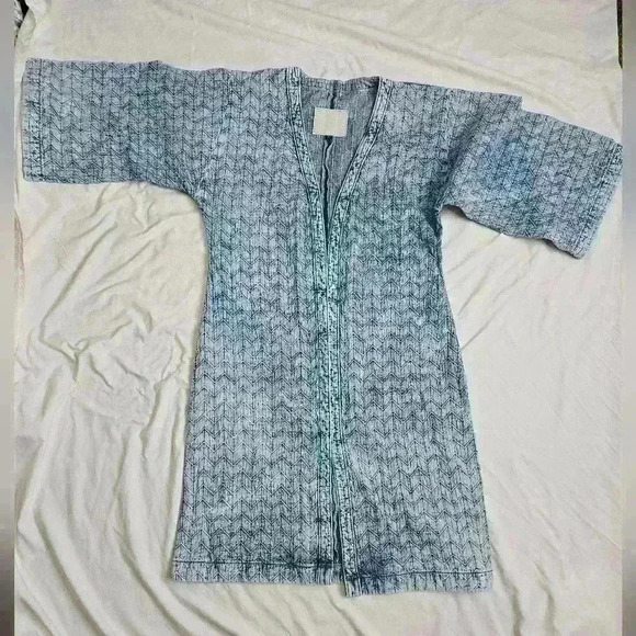 True Religion Kimono - Picture 7 of 11